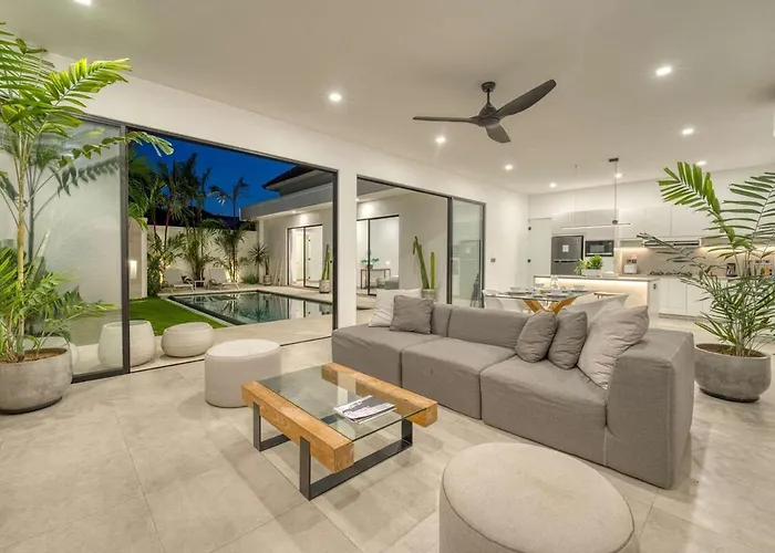 Yuka V1 Modern Tropical 2br With Pool In ヴィラ スミニャック