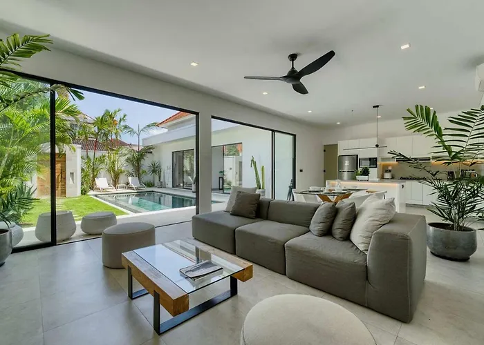 Yuka V1 Modern Tropical 2br With Pool In ヴィラ