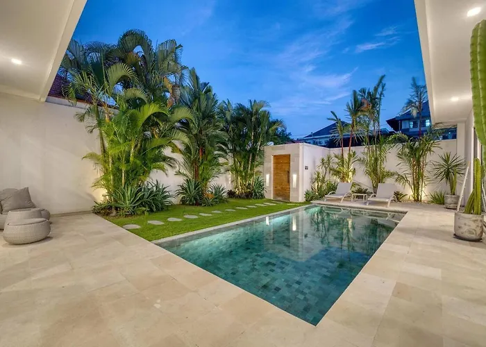 Yuka V1 Modern Tropical 2br With Pool In ヴィラ *